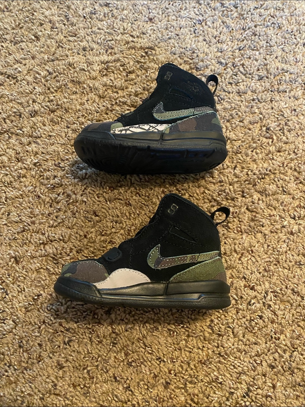 5C Shoes - Picture 7 of 9